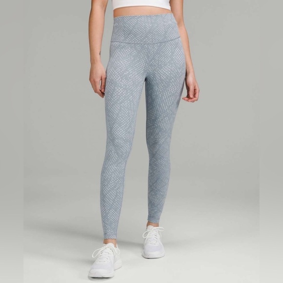 Lululemon  Wunder Under High-Rise Tight 28" size 6 - Picture 3 of 12